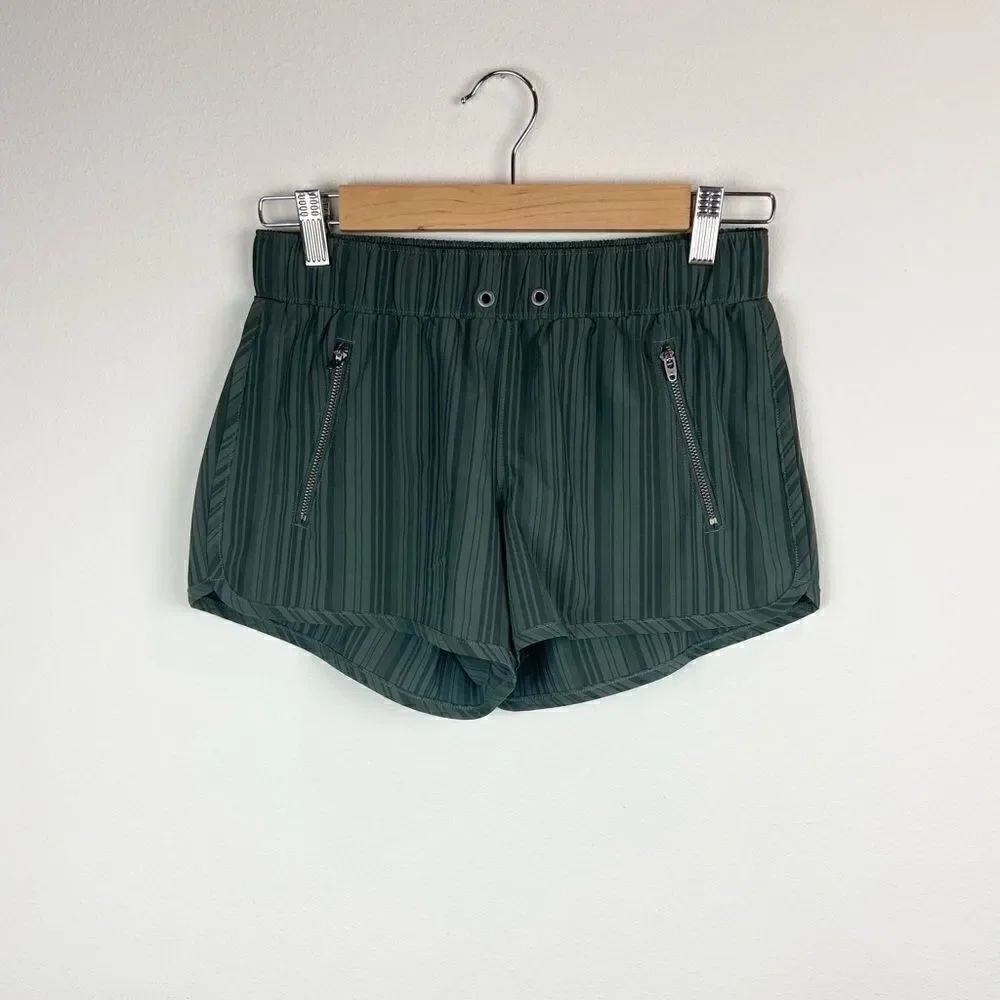 Athleta Stripe Sway Short 
